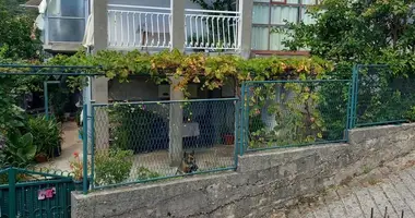 Casa 5 habitaciones en Igalo, Montenegro