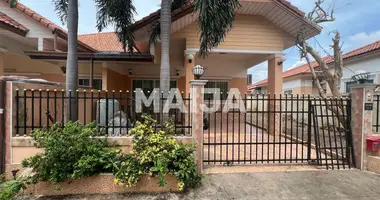 Villa 2 chambres avec Meublesd, avec Piscine, avec Réfrigérateur dans Pattaya, Thaïlande