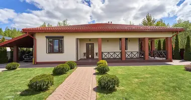 Dom wolnostojący w Moczuliszcze, Białoruś