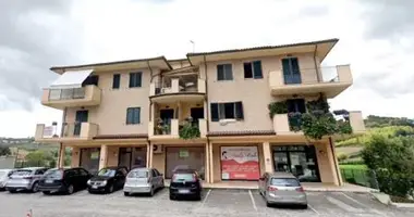 Propriété commerciale 70 m² dans Terni, Italie