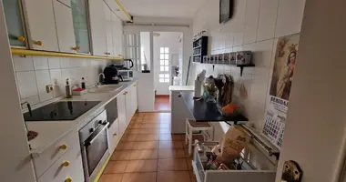 Mieszkanie 3 pokoi w Estepona, Hiszpania
