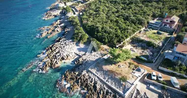 Haus 3 Schlafzimmer in Buljarica, Montenegro