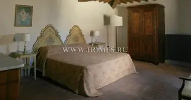 Castle 10 bedrooms in Greve in Chianti, Italy