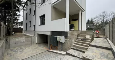 Casa 10 habitaciones en Varsovia, Polonia