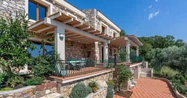 Villa 3 chambres dans Buljarica, Monténégro