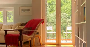 Вилла 6 комнат  с балконом, с мебелью, с кондиционером в Прчань, Черногория