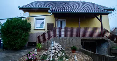 5 room house in Kecskemeti jaras, Hungary