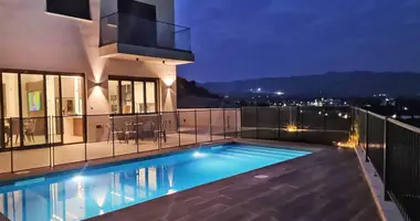 Casa 4 habitaciones en Parekklisia, Chipre