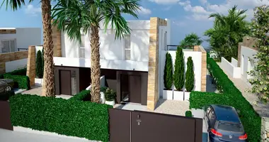 Villa 3 bedrooms in Almoradi, Spain