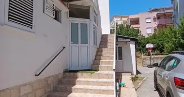 3 bedroom apartment in Susanj, Montenegro