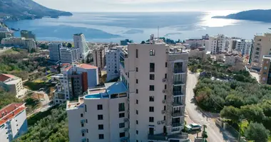 Apartamento 4 habitaciones en Becici, Montenegro