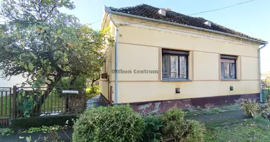 2 room house in Csurgo, Hungary