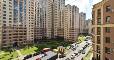 Apartamento 3 habitaciones en Minsk, Belarús
