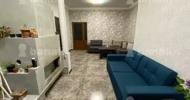 Herrenhaus 6 Zimmer in Jerewan, Armenien