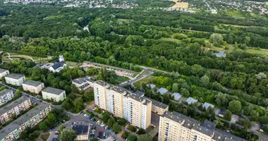 Mieszkanie 3 pokoi w Poznań, Polska