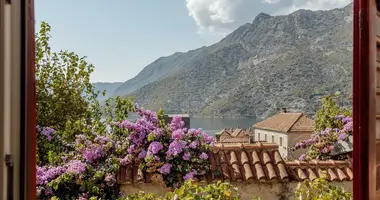 Casa 17 habitaciones en Risan, Montenegro