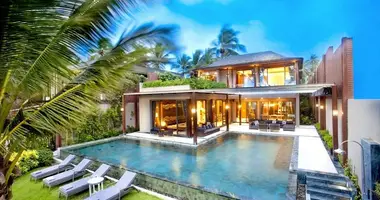 Villa 5 chambres avec Fenêtres double vitrage, avec Meublesd, avec Climatiseur dans Ban Khao Pi Lai, Thaïlande