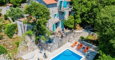 Villa in Radovici, Montenegro