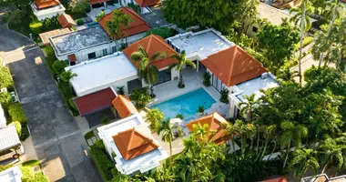 Villa 5 chambres avec Fenêtres double vitrage, avec Meublesd, avec Climatiseur dans Phuket, Thaïlande