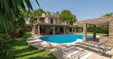 4 bedroom house in Malaga, Spain