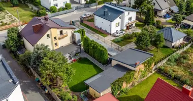 Cottage 6 rooms in Koluszki, Poland