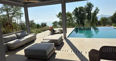Villa in Radenovici, Montenegro