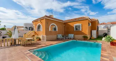 Villa in Urbanizacion Dona Pepa, Spanien
