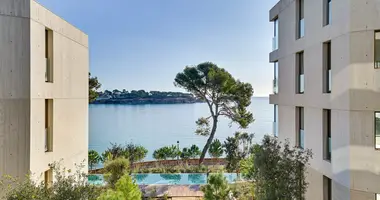 Mieszkanie 4 pokoi w Sant Feliu de Guixols, Hiszpania