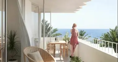 Penthouse  mit Terrasse, mit öffentliches Badöffentliches Bad, In der Nähe von Geschäften in Torrevieja, Spanien