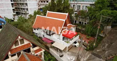 Villa 9 chambres avec Meublesd, avec Climatiseur, avec Appareils ménagers dans Phuket, Thaïlande