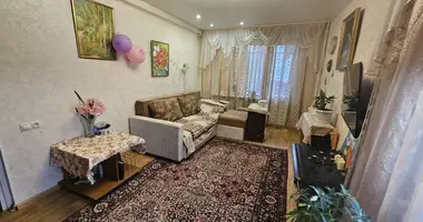 Apartamento 3 habitaciones en Borisov, Bielorrusia