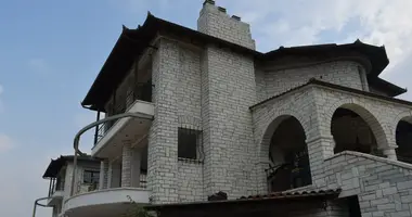 Villa 8 habitaciones con Piscina, con Vista a la montaña, con Vista de la ciudad en Plagiari, Grecia