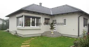 3 room house in Nagycenk, Hungary