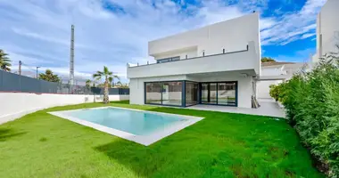 Villa 4 bedrooms in Izhevsk, Russia