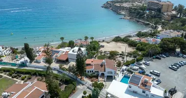 Haus 3 Schlafzimmer in Peyia, Zypern