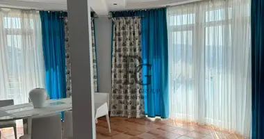 5 bedroom house in Dobra Voda, Montenegro