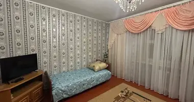 Apartamento 3 habitaciones en Lelchytsy, Belarús