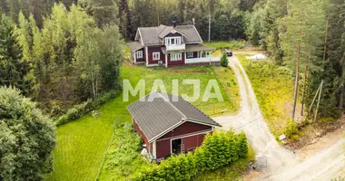 Casa 6 habitaciones en Haemeenkyroe, Finlandia