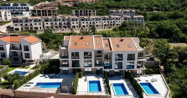 4 bedroom house in Rijeka Rezevici, Montenegro