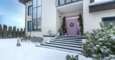 Wohnung 7 Zimmer in Minsk, Weißrussland