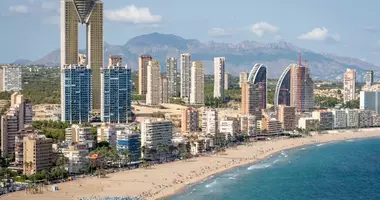 Penthouse 8 bedrooms with Balcony, with Air conditioner, with Sea view in Benidorm, Spain