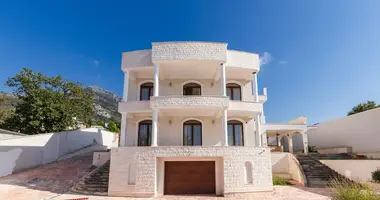 Villa 6 bedrooms in Sutomore, Montenegro