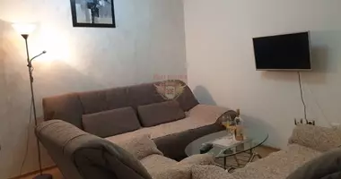 Квартира 2 комнаты в Доброта, Черногория