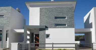 2 bedroom house in Oroklini, Cyprus