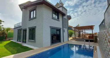 Villa 4 room villa with parking, with swimming pool, with sauna in Alanya, Turkey