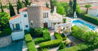 Villa 4 habitaciones con Balcón, con Amueblado, con Aire acondicionado en Kalograia, Chipre del Norte