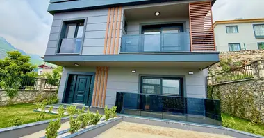 Villa 3 chambres dans Mezitli, Turquie