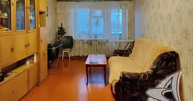 Apartamento 3 habitaciones en Pruzhany, Bielorrusia