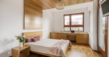Квартира 2 комнаты в Варшава, Польша