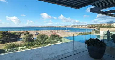 3 bedroom apartment in Estepona, Spain